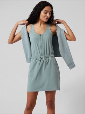 Athleta Expedition Dress Sz 8 Gorpcore Hiking Athleisure